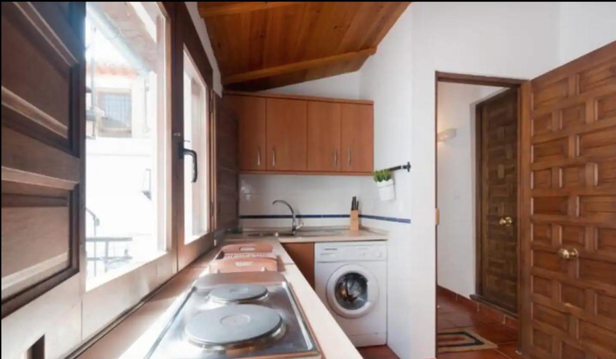 Apartamentos Centro Historico A Los Pies De La Alhambra Гранада Екстер'єр фото